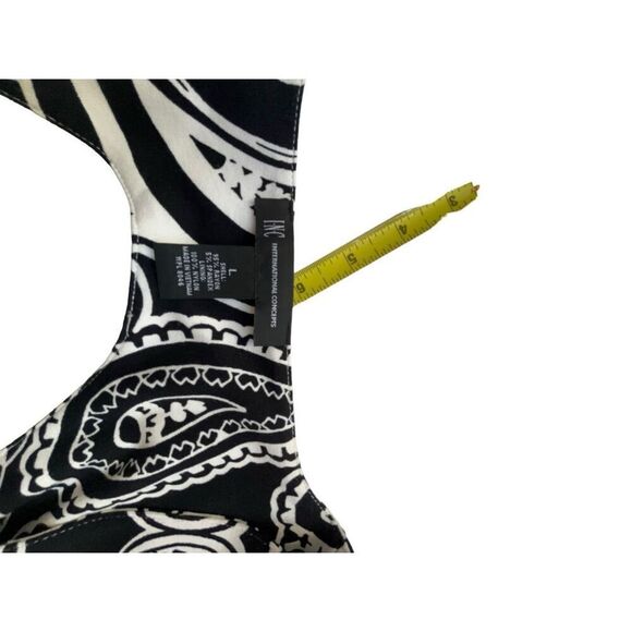 International concepts white  and black body con dress with keyhole  Size 10 - Picture 12 of 14